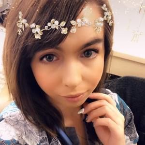 Meet your Posher, Lexi